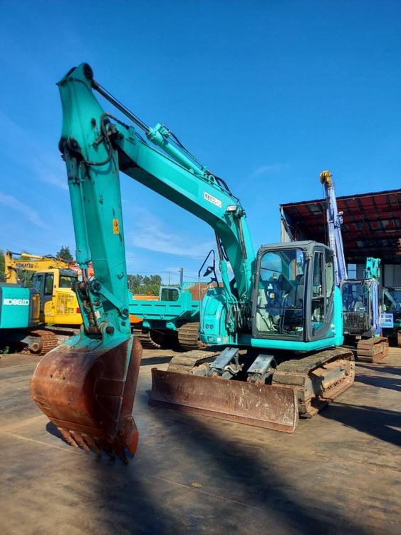 Kobelco SK135SR-3 Tracked Excavator