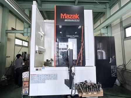 Mazak Mega Turn 900M Machining Length 	31.5″