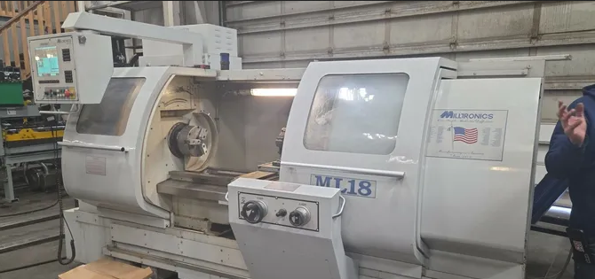 Milltronics Centurion 7 3000 rpm ML18 2 Axis