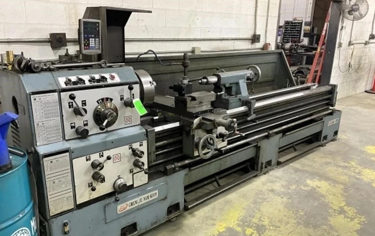 Acra Engine Lathe 1200 RPM NAMSEON 24 x 120