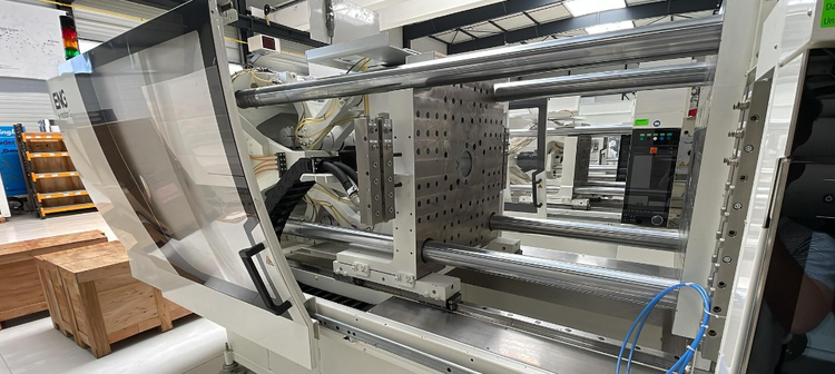 Engel E-motion 1340/220t 220 T