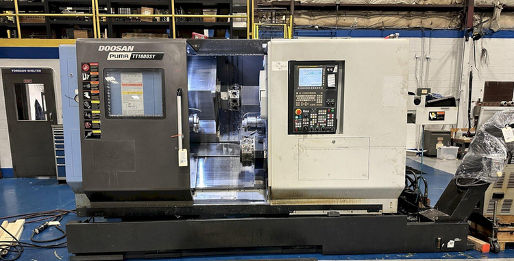 Doosan Fanuc 31i-Model B CNC Control 5,000 rpm Puma TT1800SY Axis 8