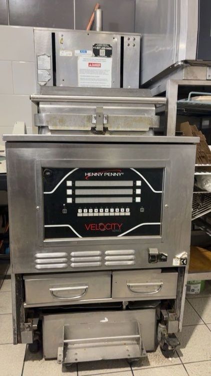 Henny Penny High-Pressure Fryer
