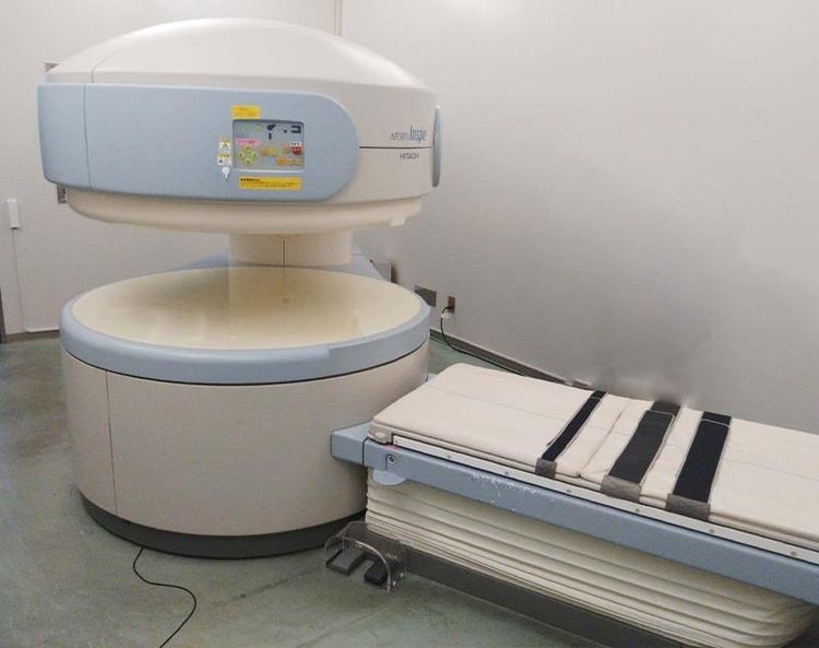 Hitachi Aperto Inspire 0.4T MRI