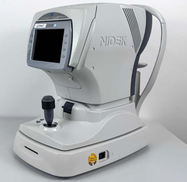 Nidek ARK-560A