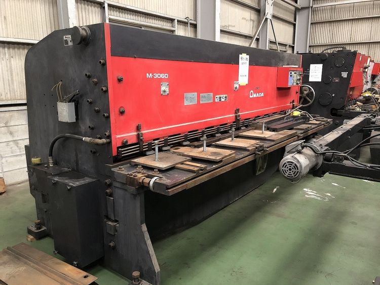 Amada M3060