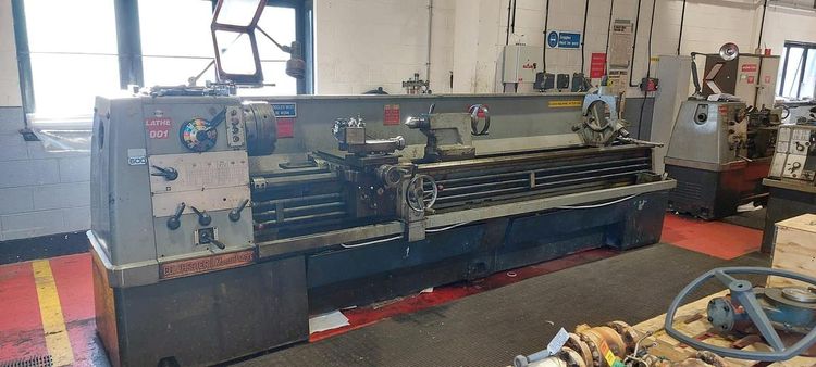 Colchester GAP BED CENTRE LATHE 1400 rpm MASTIFF 1400 21" x 120"