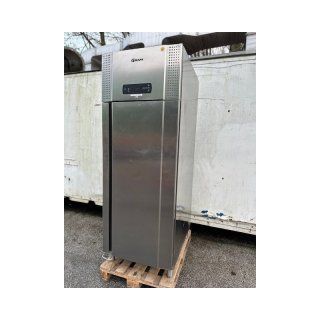 Gram Commercial refrigerator