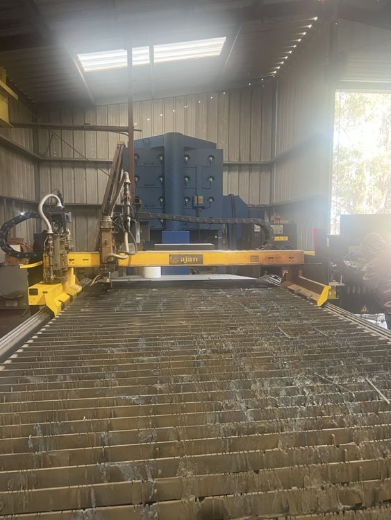 AJAN PLASMA-OXY CUTTING TABLE 2500 x 6000 Ajan CNC control