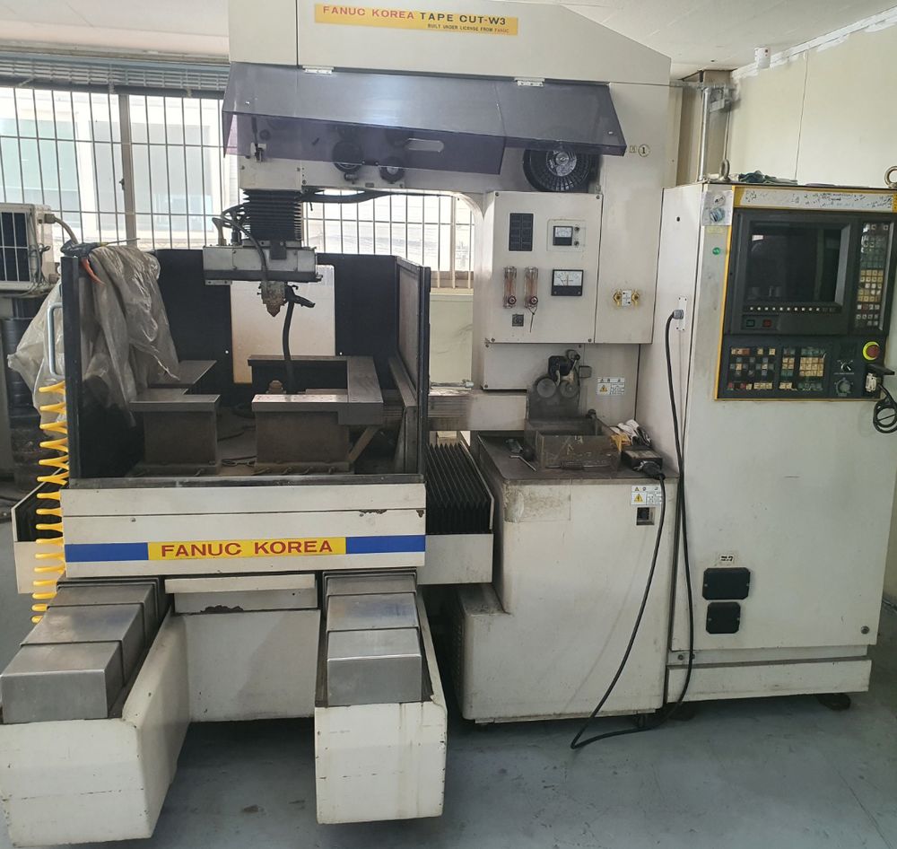 Fanuc TAPE CUTW3 Wire cutting machine