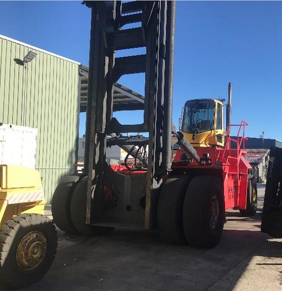 Hyster H52.00XM Container Handler 52 Ton Lift