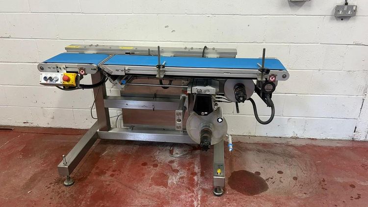 Herma 552-C, Bottom Labeller
