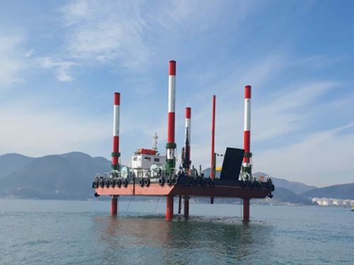 KOMSA 24m Jack-up Barge