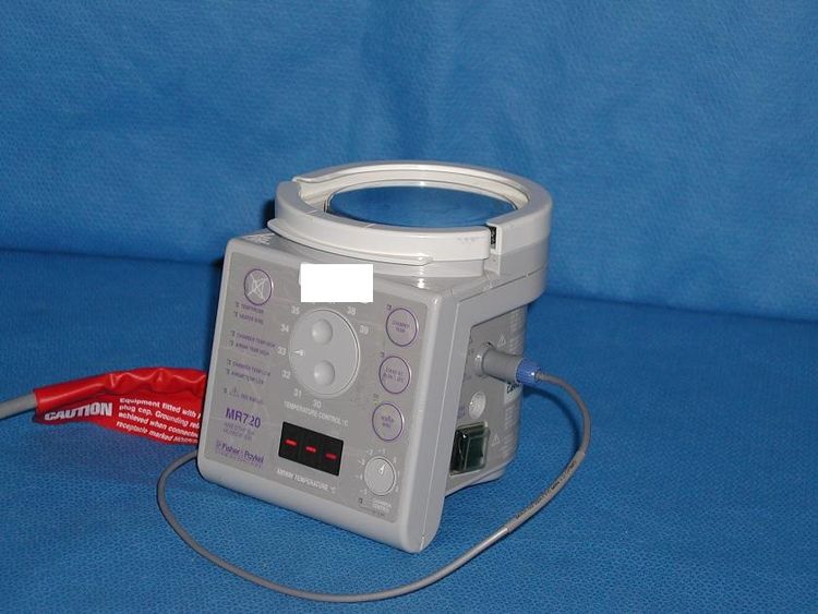 Fisher Paykal MR720 Respiratory Humidifier