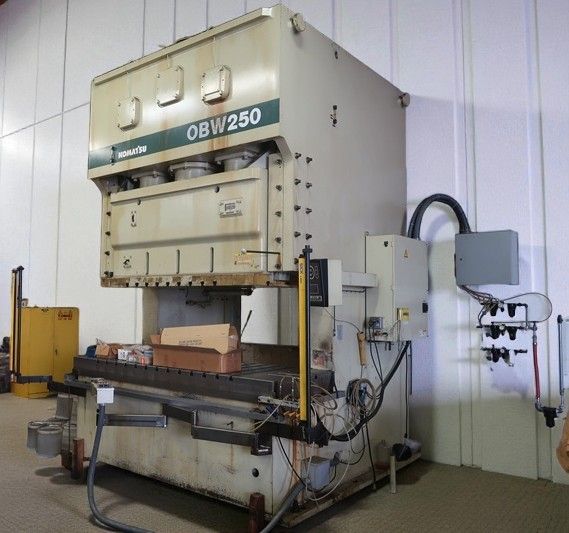 Komatsu OBW250-3 275 US ton