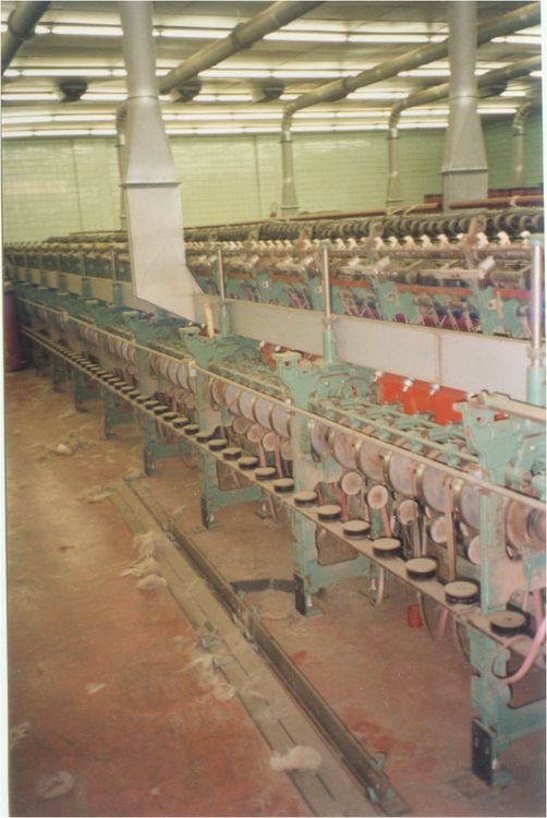 5 Mackie D105 Dry Spinning Machines