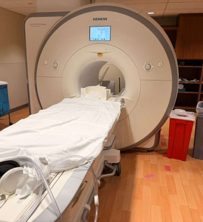 Siemens 1.5T AERA WideBore 48 CH MRI