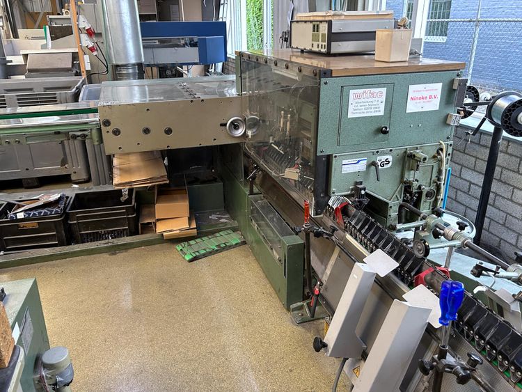 MULLER MARTINI 335 Saddle stitcher