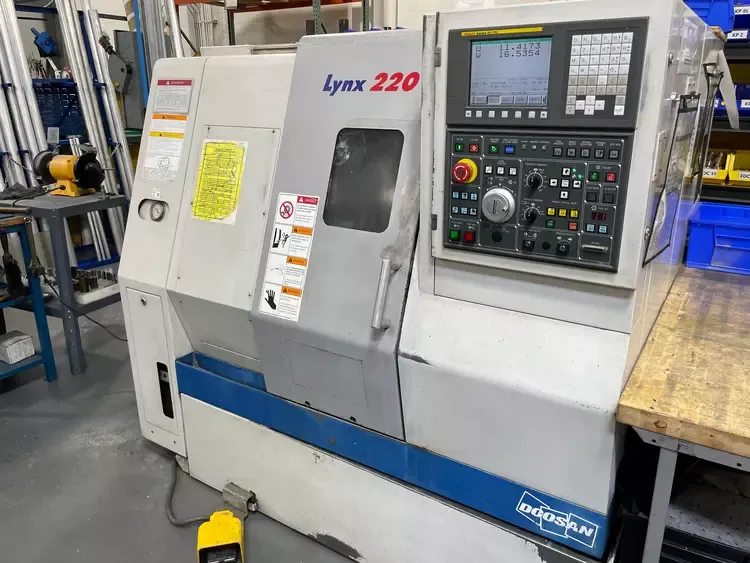 Doosan Fanuc - FOiTC 6,000 RPM DAEWOO Lynx 220A 2 Axis