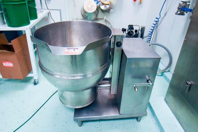 Jacketed Mixing Kettle