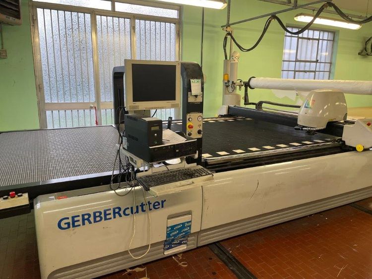 Gerber GT 5250 Automatic cutting