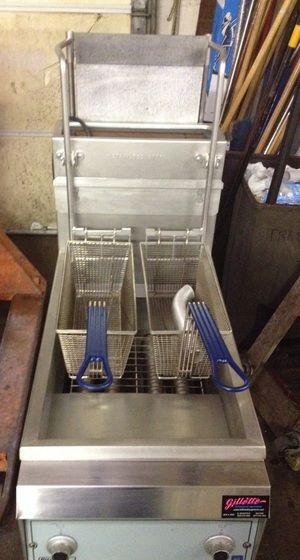 Pitco 14S-CLQ FRYER WITH AUTOMATIC BASKET LIFTS