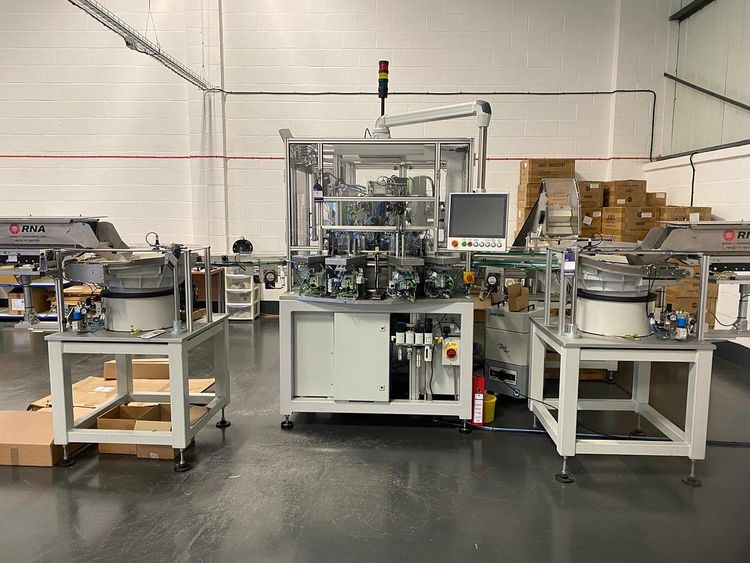 Huxley Bertram Razor Blade Assembly Machine