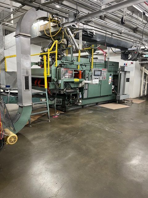 Uniloy 350 R2 (6) Head Reciprocating Screw Blow Molding Machine