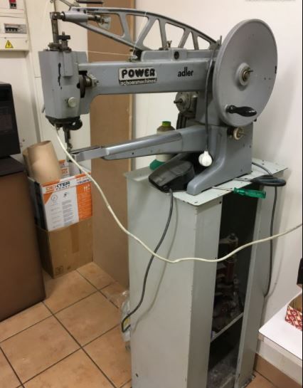 Adler sewing machine + various accessories