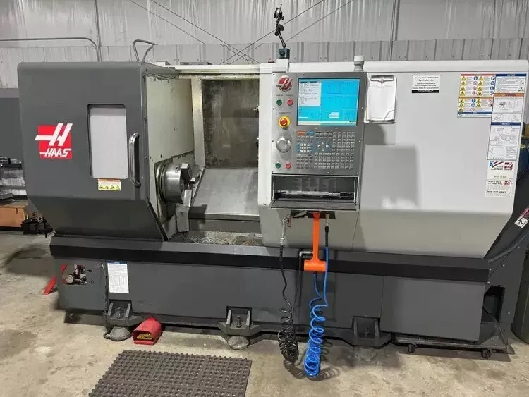 Haas CNC Control 3,400 RPM ST-30Y 2 Axis