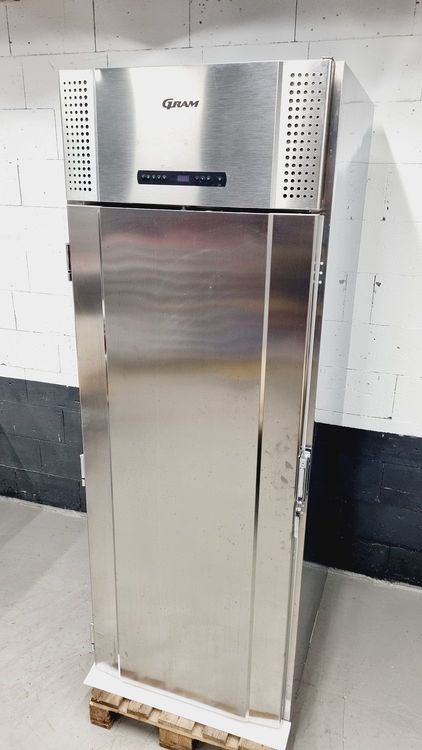 Gram Baker M 1500 CBG B, Refrigerator