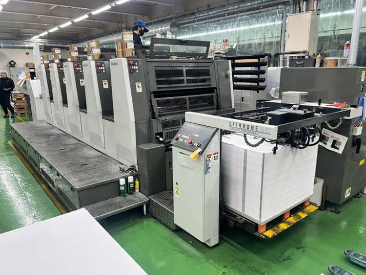 Komori LA 537 HUV 5 102 x 72 cm