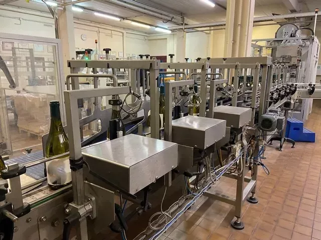Bobard, Bottles Devider