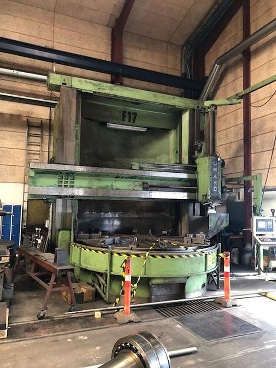 Titan Umaro SC33 Maximum turning diameter 3300 mm