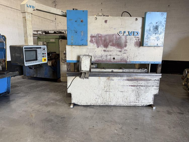 LVD PPEB 100 TON X 2500 MM CNC 100 tons