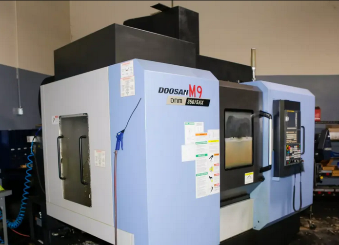 Doosan DNM 350/5AX 3 Axis