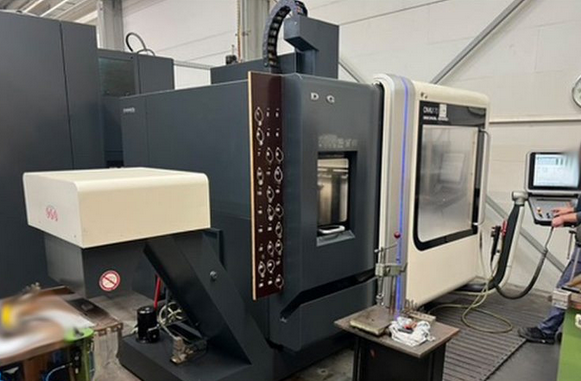 DMG MORI DMU 70 5  Axis