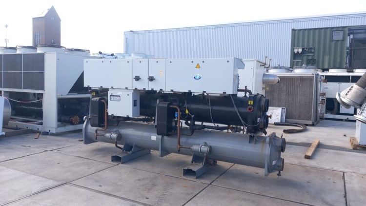 Carrier Water-cooled Carrier chiller