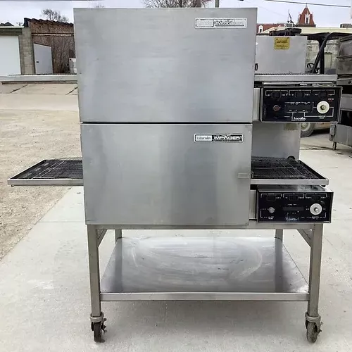 Lincoln 1116 Natural Gas Double Stack Conveyor Pizza Oven