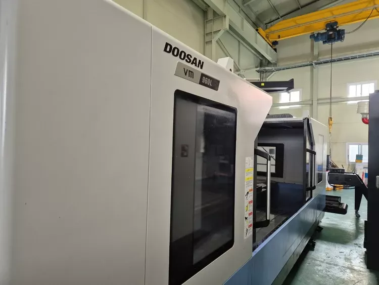Doosan VM 960L 4 Axis