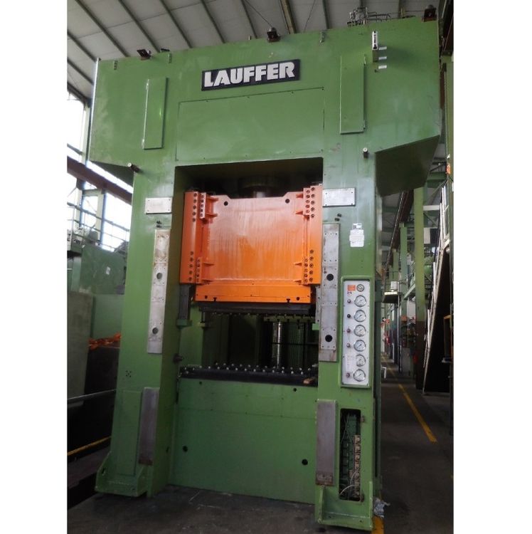 Lauffer RA 320 320 tonnes