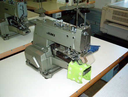 Juki 372 Button Sewing