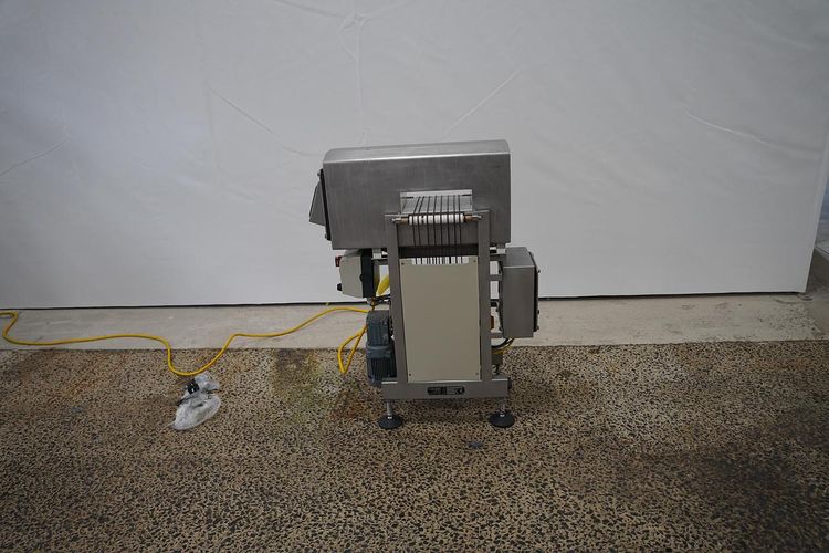 Safeline Geian metal detector
