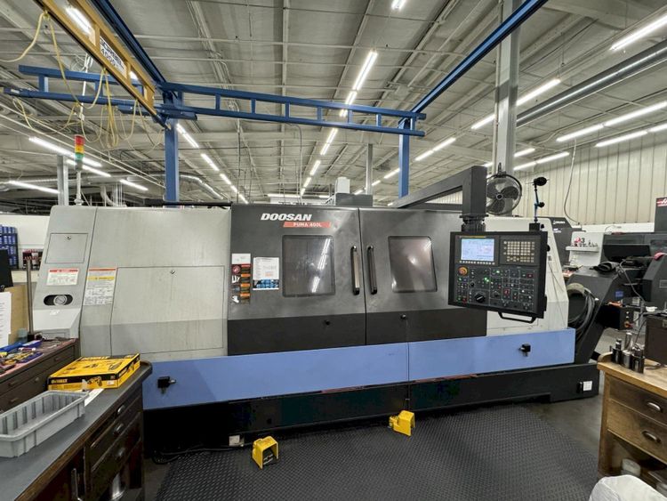 Doosan Fanuc 0i-TD 2800 RPM PUMA 400LB 2 Axis