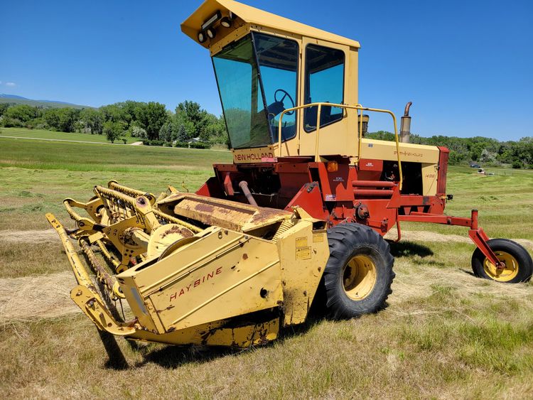 New Holland 1496 Windrowers