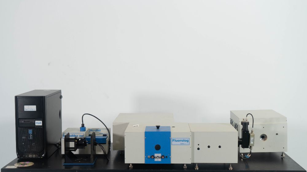 Horiba FL1039/40 Fluorolog Spectrophotometer System