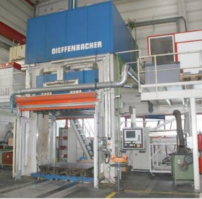 Dieffenbacher DYS-800 Downstroke Press