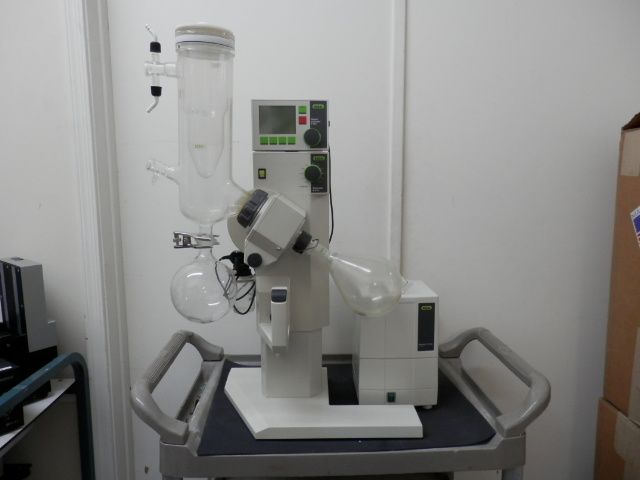 Buchi R-210 with V-850 and V-100 Rotary Evaporator with Vacuum Controller and Vacuum Pump