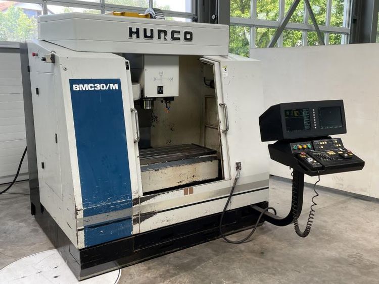 Hurco BMC 30/M - Ultimax 3 3 Axis
