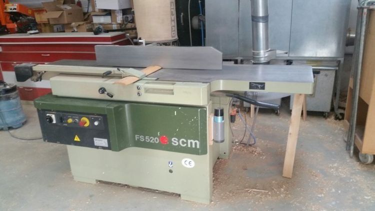 SCM FS 520